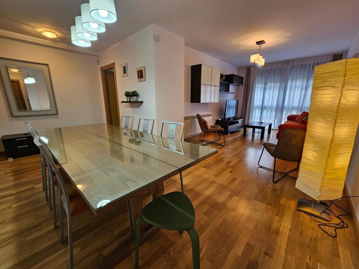 13B01 Apartamento Con Terraza Y Garaje Рібадеселья Екстер'єр фото