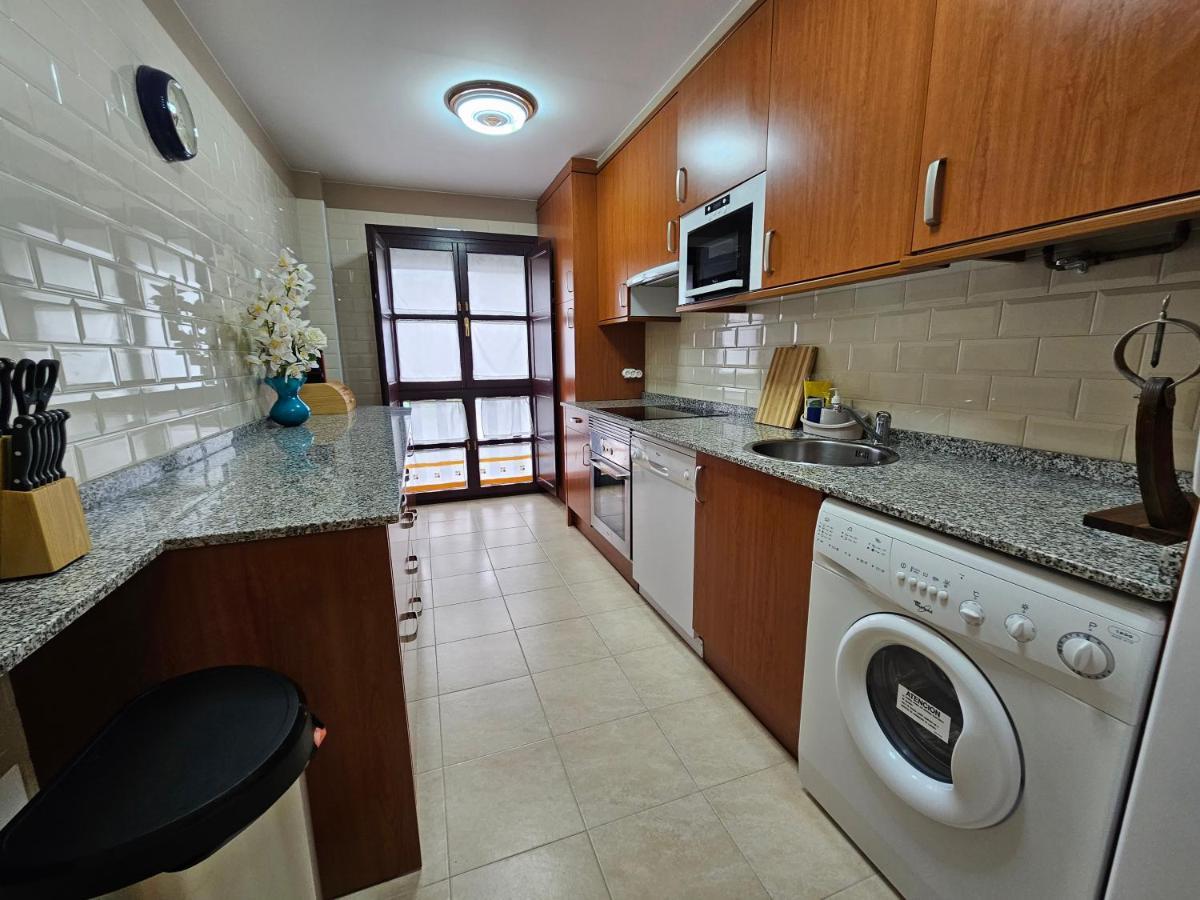 13B01 Apartamento Con Terraza Y Garaje Рібадеселья Екстер'єр фото